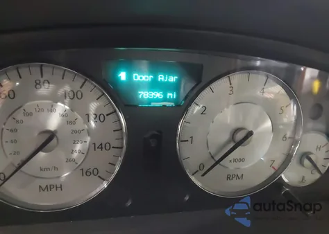 2009 Chrysler 300C Awd z USA, uszkodzony, nr VIN 2C3LK63T39H545414